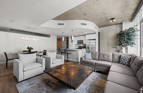Downtown Denver Condo | New Listing! Downtown Living At Its Finest at The Spire - Executive Rental