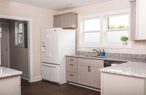 Greenville - Spartanburg Cottage | New Listing! Greenville Cherrydale Cottage