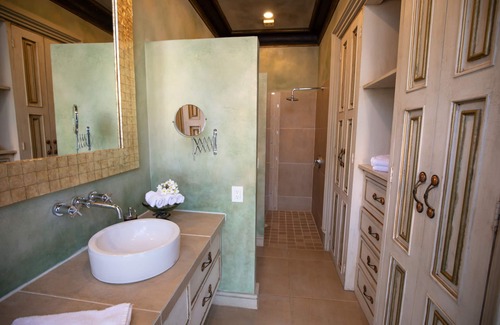 Ajijic Hotel | New Listing! Lake Front Suite! Suite 4