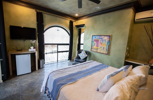 Ajijic Hotel | New Listing! Lake Front Suite! Suite 3