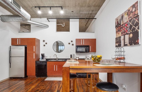 Downtown St. Louis Apartment | New Listing Relaxation in the City