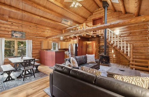Ouray Cabin | New Listing! Rustic Meets Contemporary Luxury - Outdoor Gathering Space