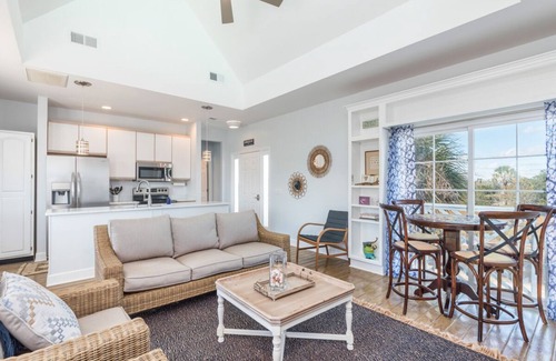 Saint Helena Island House | New Listing - Shrimp On Da Fly!