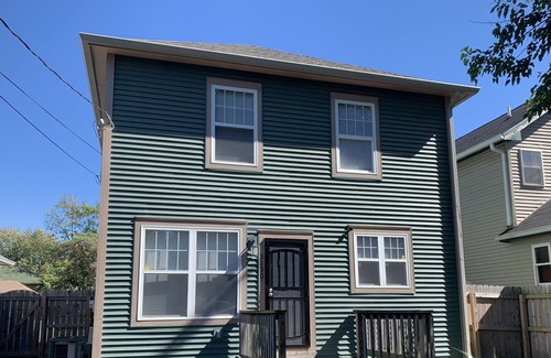 Indianapolis House | NEW LISTING, Sleeps 10! Newly Built, Super Clean, less than 10 min to Downtown!