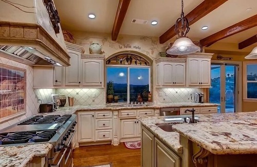Fallbrook Villa | NEW LISTING…Spectacular Fallbrook Custom Estate on 2 acres with incredible views