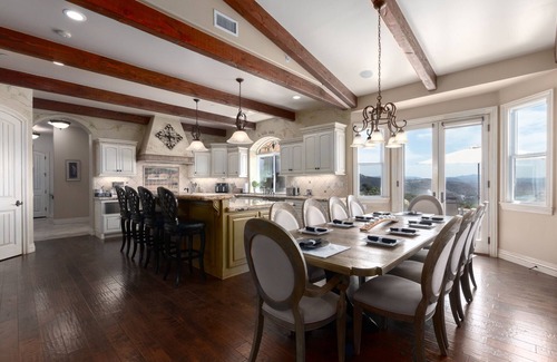 Fallbrook Villa | NEW LISTING…Spectacular Fallbrook Custom Estate on 2 acres with incredible views