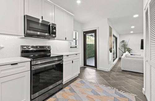 Boynton Beach House | New Listing! Stunning South Florida Escape! 5 minutes to beach!