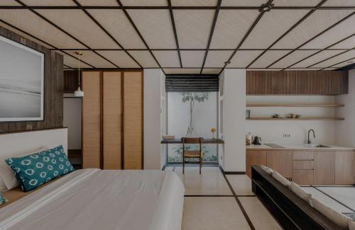 Kediri Hotel | New Little Ripper Boutique Hotel