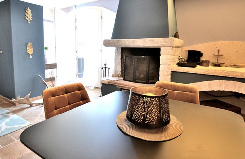 Poggibonsi Apartment | New Loft CHIANTI area btw Florence & Siena (Wifi, Air condition, Parking)