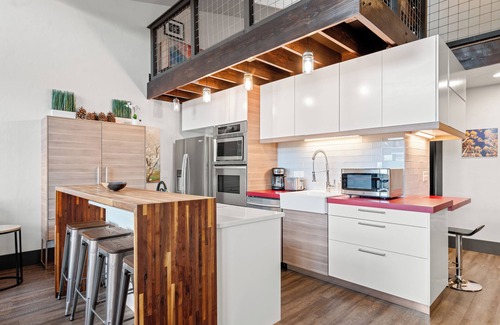 Frisco Condo | New! Lofted Hideaway on Main Street Frisco