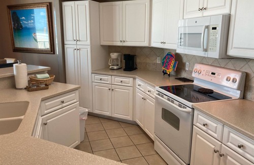 Orange Beach Condo | *NEW LOW FALL RATES* Beautiful Bayfront Condo with LAZY RIVER on the 8th floor!