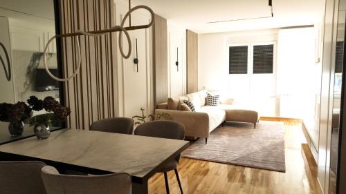 Palilula Apartment | New&Luxurious, Central&Comfortable