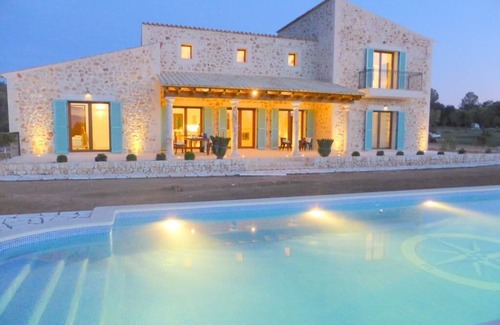 Algaida House | NEW LUXURIOUS COUNTRY HOUSE 'FINCA SA COMUNA VELLA' (12 PEOPLE), IN A TOP LOCATION