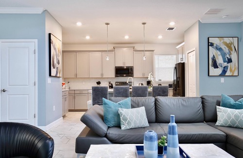 Kissimmee House | New Luxury 5BR Home with Pool & Spa in Storey Lake Resort