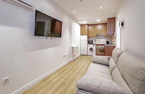 Rejas Apartment | New Luxury Apartment Madrid Feria 110