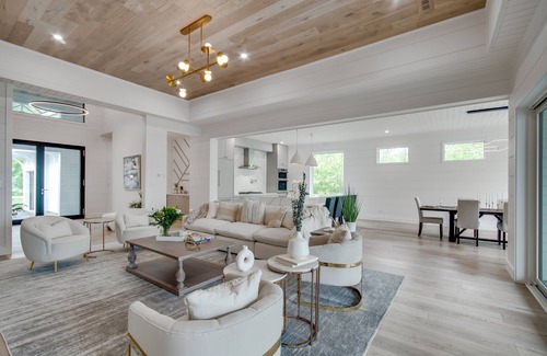 Ramara Cottage | New Luxury Cottage on Lake Couchiching at the mouth of Lake Simcoe