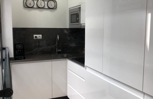La Goleta Apartment | NEW LUXURY FLAT! HISTORY CENTER 1 BEDROOM (4 PAX)