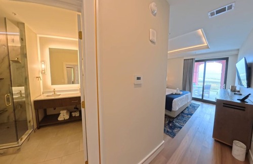 Destin Hotel | New Luxury Harbor Suites