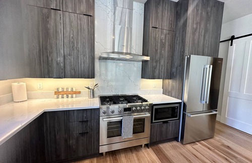 Ouray House | New Luxury Home in the Heart of Ouray, Walk Main St, Breathtaking Views, AC