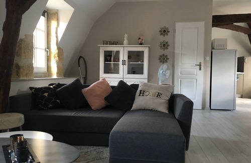 Sarlat-la-Caneda Historic Center Apartment | New - Magnificent apartment T3 renovated, fully equipped with terrace