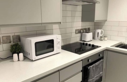 Manchester City Centre Apartment | NEW & MODERN ★ 13min to City Centre ★ FREE Parking