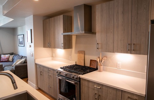 Sun Valley House | New Modern 3-Bedroom in Sloan's Lake. 5 minutes to downtown!
