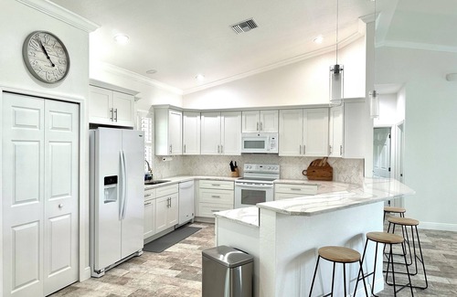 Placid Lakes House | New modern family-friendly home! Canal access to Lake June