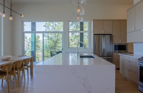 Okanagan-Similkameen House | New Modern House in Naramata. 15% Senior 50+ Discount!