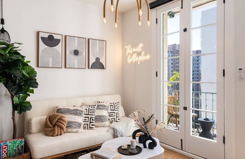 Waterfront Condo | New Modern Ocean Studio with Balcony and Parking