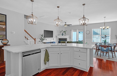 Southwest Raleigh House | NEW! Modern Raleigh Townhome in Prime Location