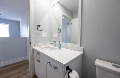 Grande Prairie House | New Modern Townhome | Stocked Kitchen | Free WiFi