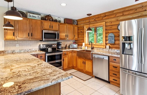 Lake Lure Cabin | NEW - My Mountain Paradise by Carolina Properties