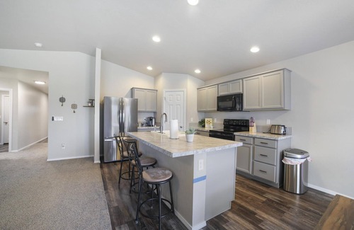 Twin Falls House | NEW North End Twin Falls house