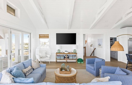South Beach House | New Ocean Front Luxury Award Winner 5 BR 6.5 BA BHI and Shoals A Rare Find