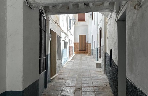 Lanjaron Apartment | NEW ON THE MARKET! Discover this charming property in Lanjarón, Granada