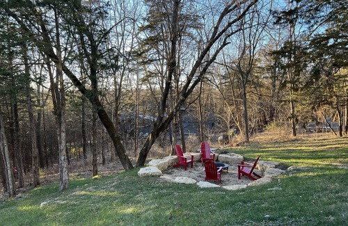 The Galena Territory House | New on the market. Updated 5 bedroom modern home new on the market.