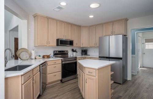 Heritage Woods House | New on VRBO, Beautifully updated, close to the beach, come make family memories!