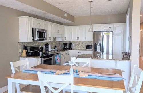 Geneva-on-the-Lake Condo | New Owners-Lakefront Condo Lake Erie Vista 107-3 BR/2BA Private beach/balcony