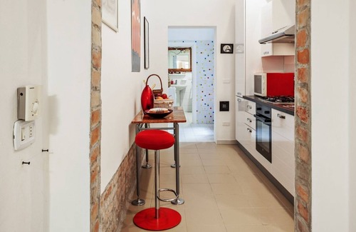 Ferrara Apartment | NEW!Palazzo dei Diamanti! Pets Friendly