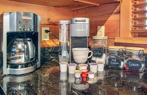 Cherry Log Cabin | New Paved Road-Views-Secluded Cabin-Family Friendly-Jacuzzi-Playground-Game Room