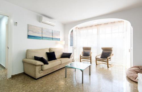Lagunillas Apartment | New Picasso Lagunillas Neighborhood Apartment