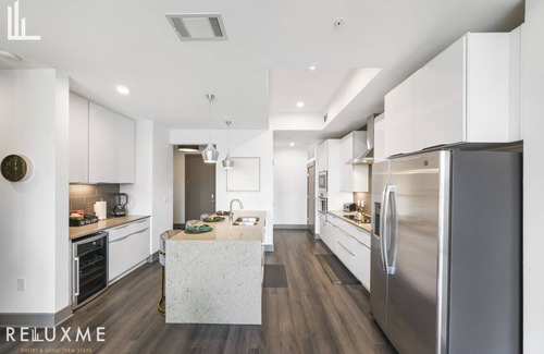 Second Ward Apartment | NEW Reluxme | High-Rise Escape 2BD w/King Top Amenities🏙️