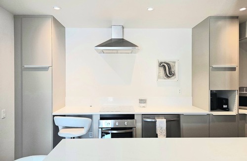 Palm Springs Condo | New renovated 1 bed, 1 bath suite-like condo. Private garden with mountain view.