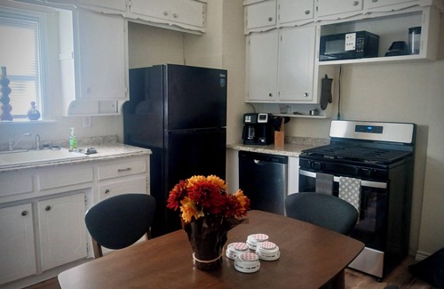 Weatherford House | New Rental Promo, Discounted Rate! 2Bed/2Bath Home, Walk to Downtown Weatherford
