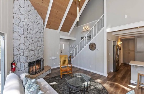 Lake Arrowhead Cottage | ✨NEW Serene Modern Mountain Cottage Near Lake✨
