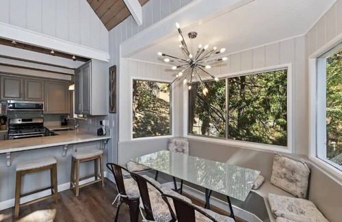 Lake Arrowhead Cottage | ✨NEW Serene Modern Mountain Cottage Near Lake✨
