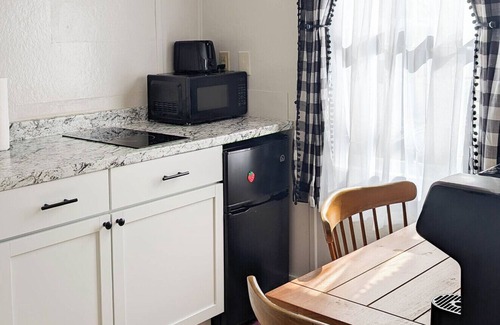 Bar Harbor Cabin | New & Shiny Dream Holiday Cabin 19