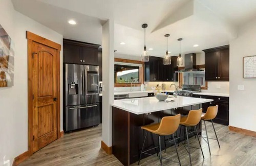 Frisco House | NEW! Single family home w/Rooftop Deck & Salt Water Hot Tub