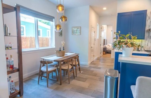Southtown House | New Southtown home near downtown