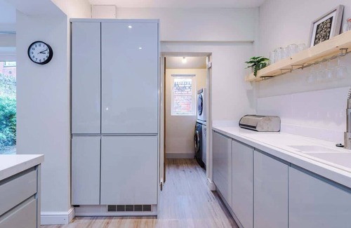 Chester House | NEW! Spacious 2-Bed Home, Amazing Location!